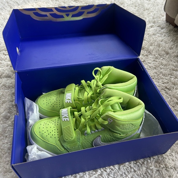 air jordan legacy 312 nrg ghost green